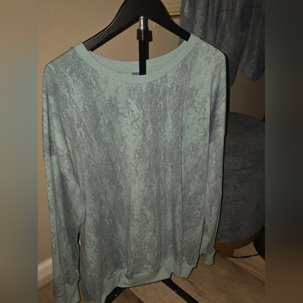 Mondetta Light Aqua Crewneck Sweater
